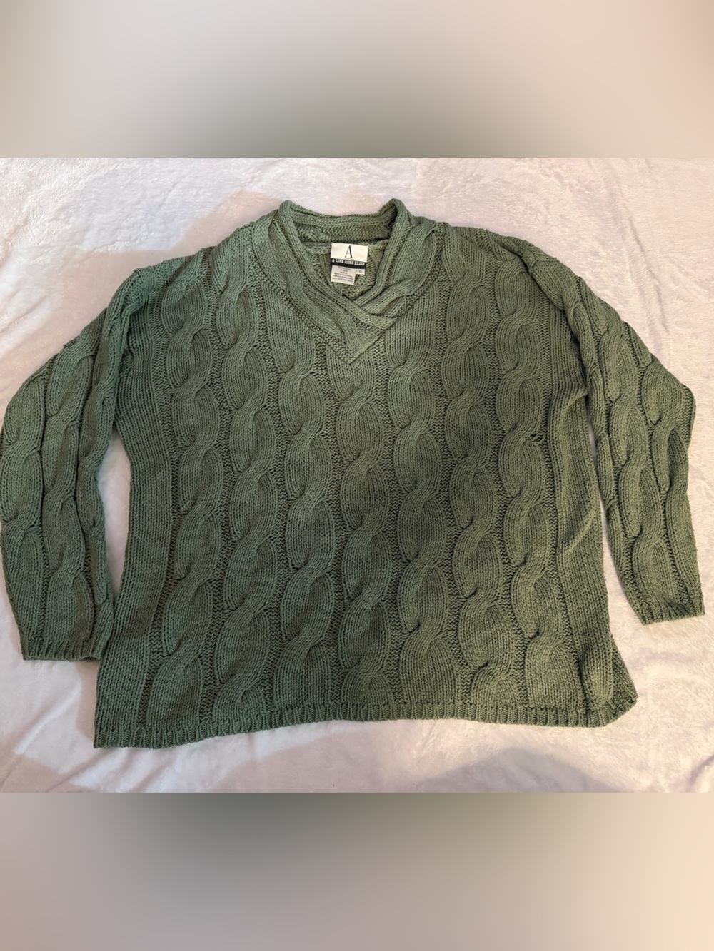 Anne Klein Olive Green Cable-Knit V-Neck Sweater